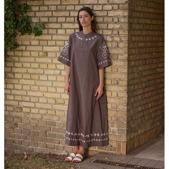 Heartmade Hanna Kjole, Dark Beige